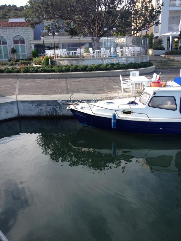 Port Villa Deniz อาเลอเจอติ ภายนอก รูปภาพ