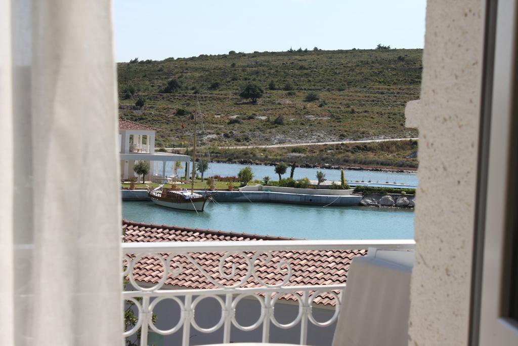 Port Villa Deniz อาเลอเจอติ ภายนอก รูปภาพ